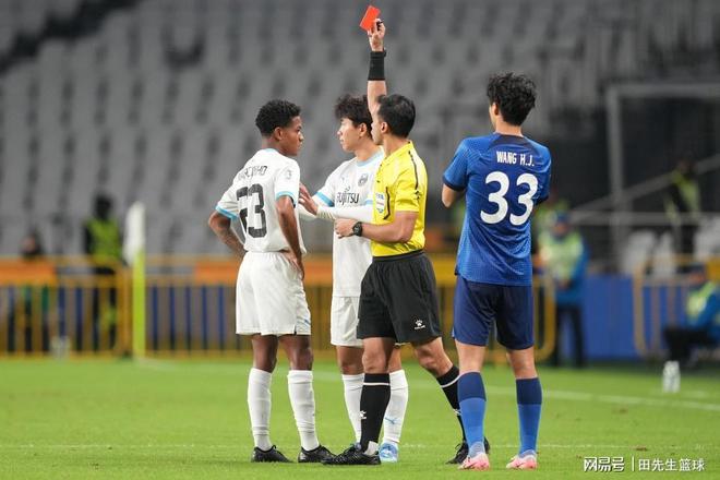 本场比赛最应该感谢的非这三人莫属！新利娱乐亚冠能够2：0川崎前锋申花(图1)
