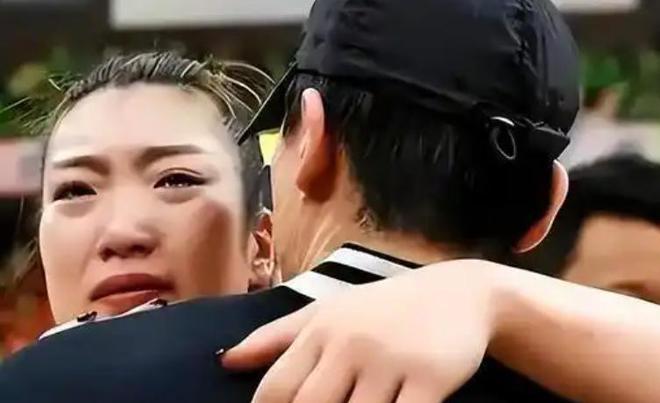名最坏处境或退出女篮王芳该出手新利体育app遭遇烦李梦或被点(图14)